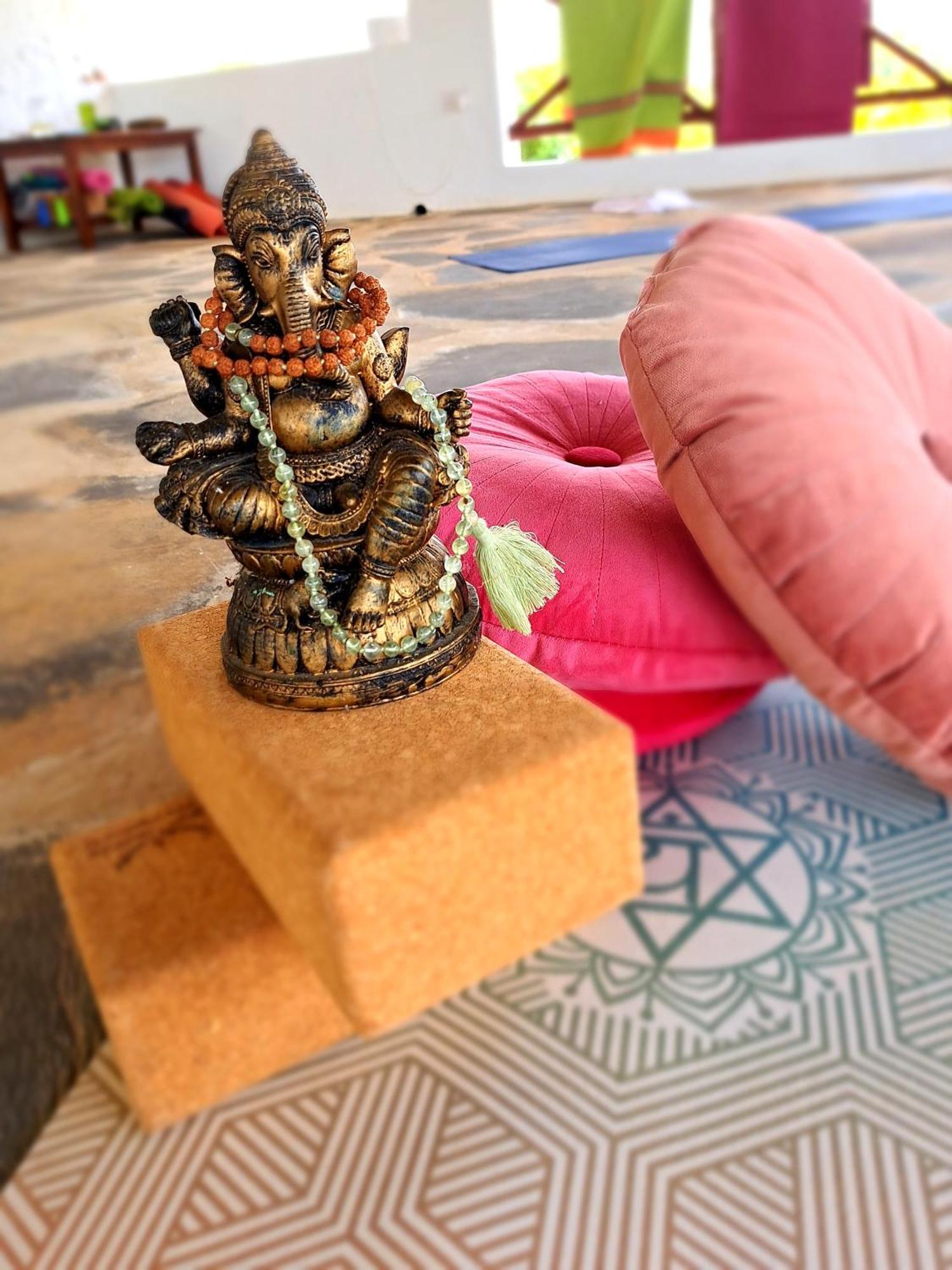ウクンダ Diani Yoga Barn Bed & Breakfast エクステリア 写真